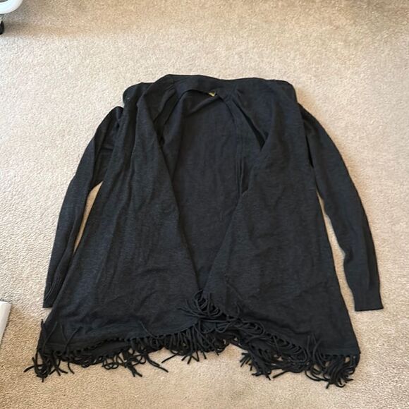 Central Park West XS Grey Fringe Cardigan Knit New - Picture 1 of 6